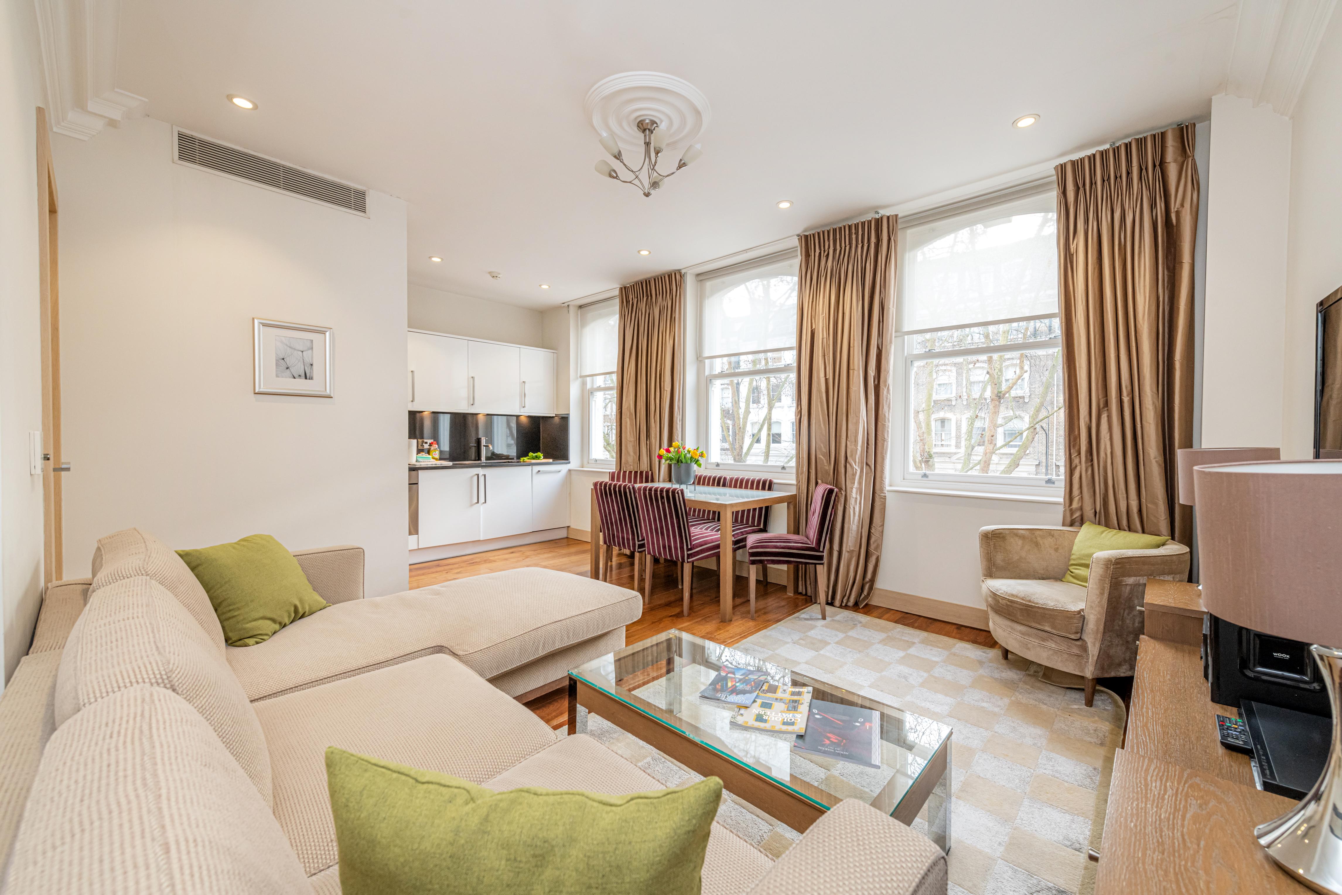 Claverley Court Apartments Knightsbridge London Exterior photo